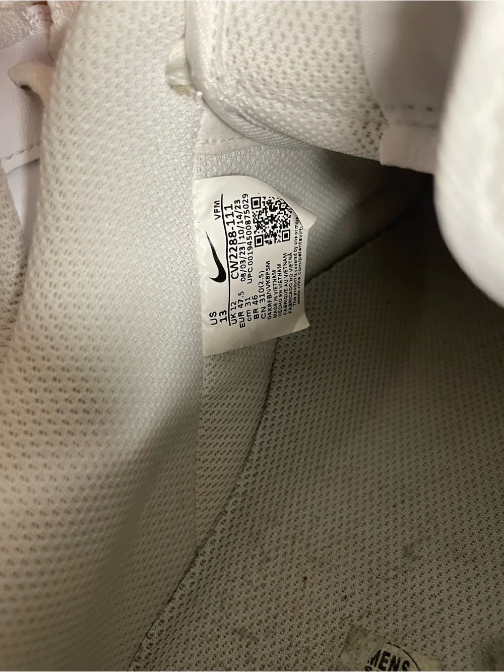 Classic Nike Air Force 1 '07 Triple White low-top sneaker men size 13 flats shoe